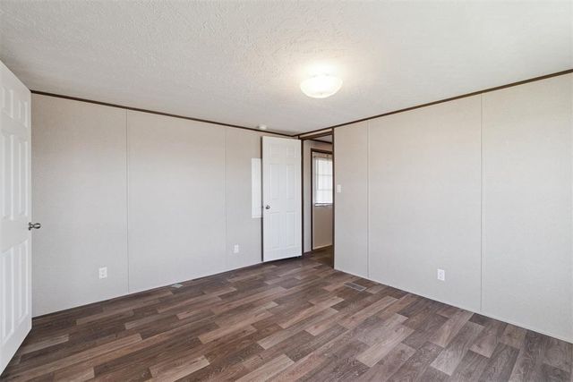 9500 S Rockwell Avenue, Cashion, OK 73016
