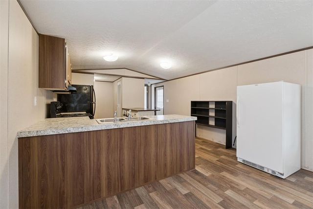 9500 S Rockwell Avenue, Cashion, OK 73016