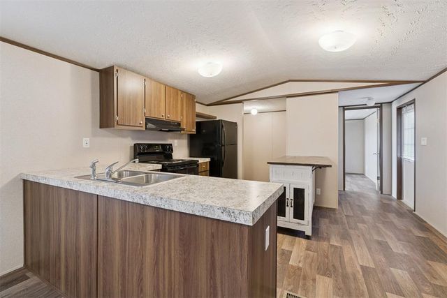 9500 S Rockwell Avenue, Cashion, OK 73016