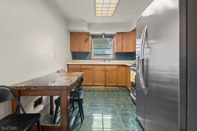 1266 E 12Th Ave, Roselle Boro, NJ 07203