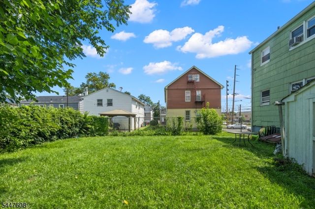 1266 E 12Th Ave, Roselle Boro, NJ 07203