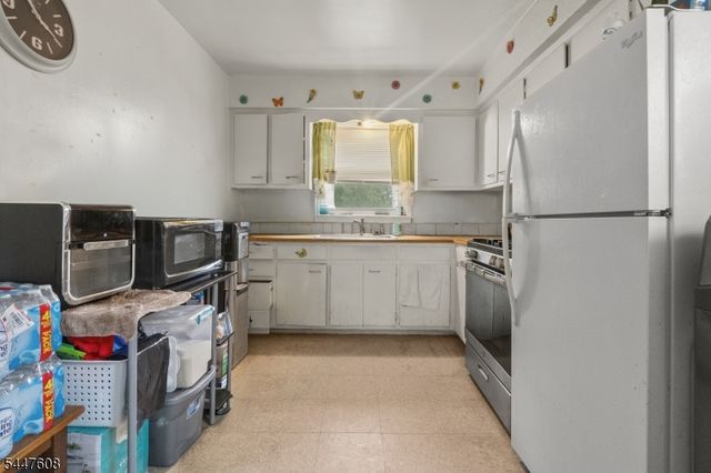 1266 E 12Th Ave, Roselle Boro, NJ 07203