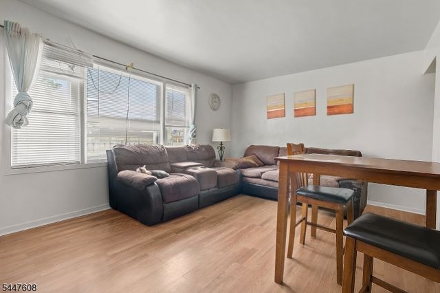 1266 E 12Th Ave, Roselle Boro, NJ 07203