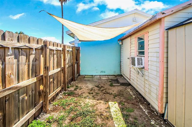 12205 SW 263rd Ter, Homestead, FL 33032