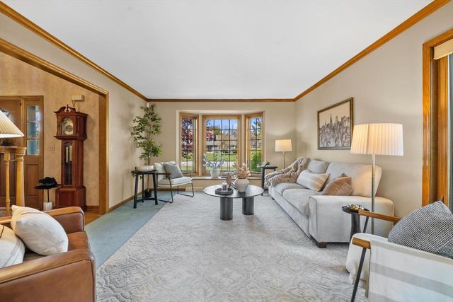 3153 Linden LANE, Racine, WI 53406