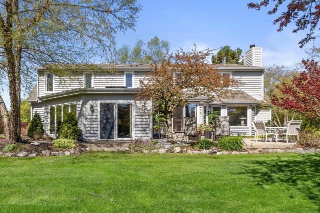 3153 Linden LANE, Racine, WI 53406