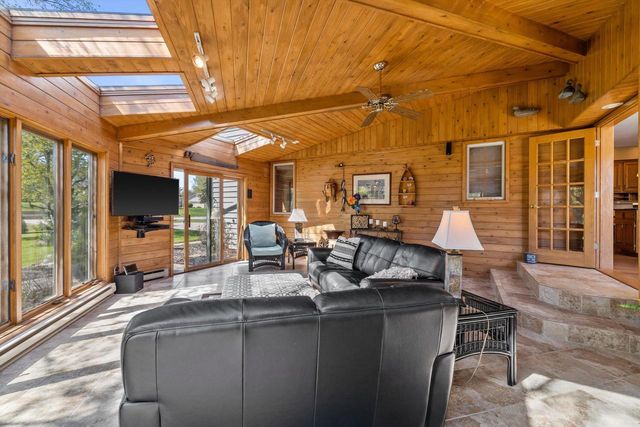 3153 Linden LANE, Racine, WI 53406