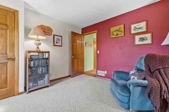 3153 Linden LANE, Racine, WI 53406