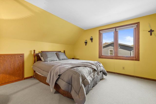3153 Linden LANE, Racine, WI 53406