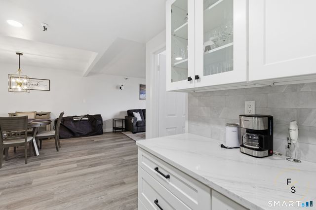 140 Captain Thomas Boulevard 307, West Haven, CT 06516