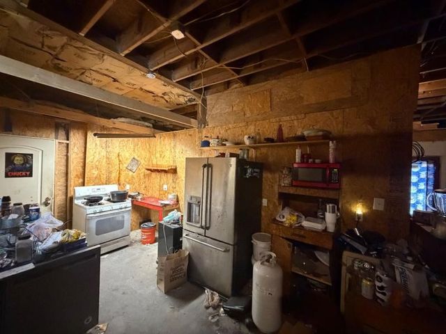 9300 Johns Road, Alvarado, TX 76009