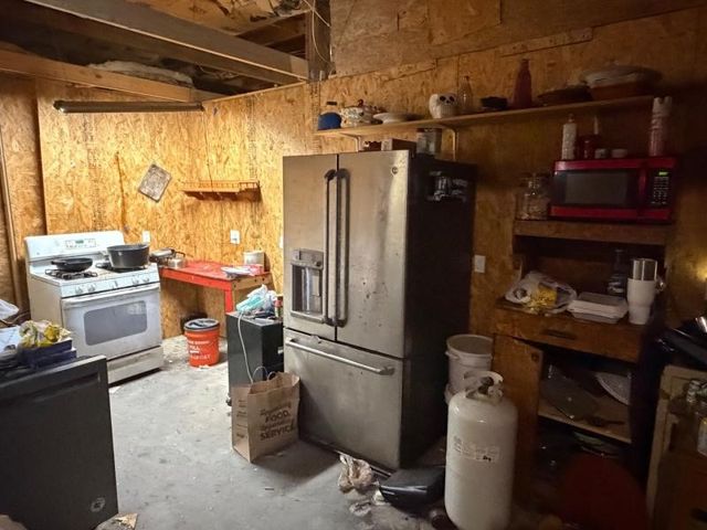 9300 Johns Road, Alvarado, TX 76009
