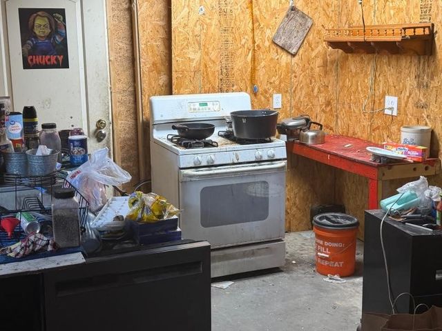 9300 Johns Road, Alvarado, TX 76009