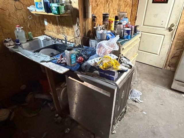 9300 Johns Road, Alvarado, TX 76009