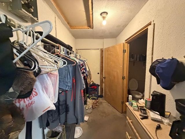 9300 Johns Road, Alvarado, TX 76009