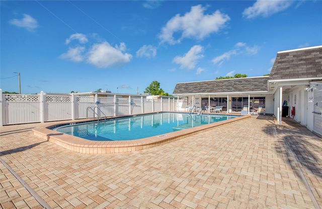 13940 ANONA HEIGHTS DRIVE 6, Largo, FL 33774