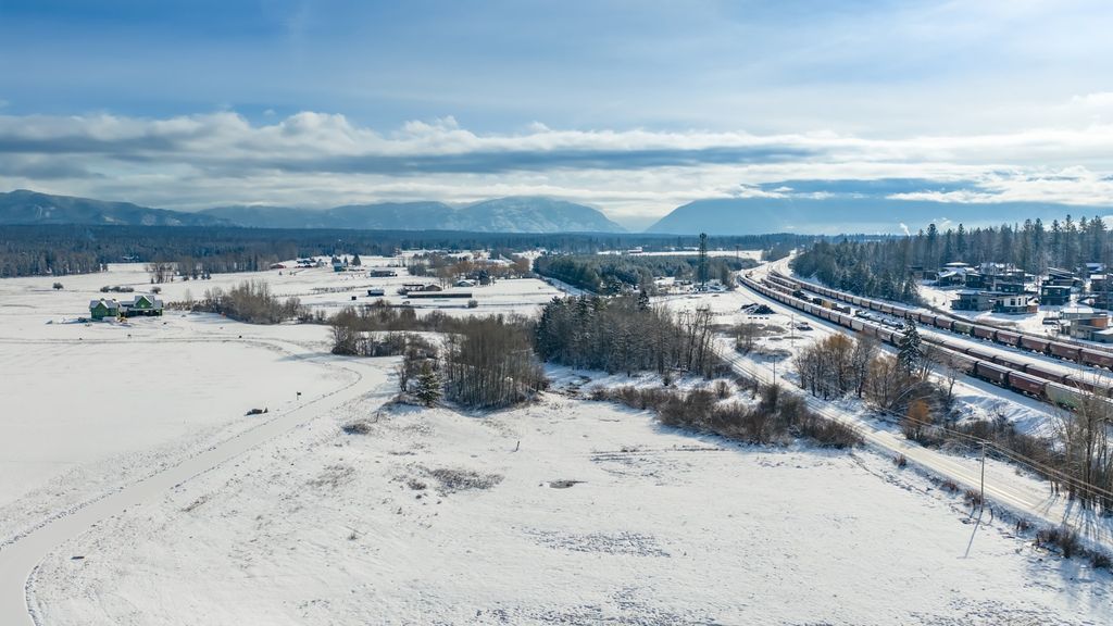 207 Wilhelm Way, Whitefish, MT 59937 photo 13