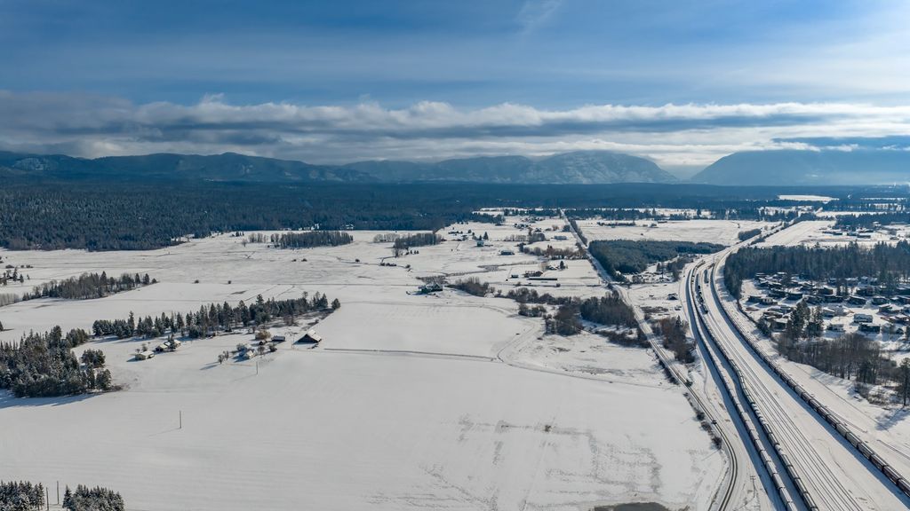 207 Wilhelm Way, Whitefish, MT 59937 photo 14