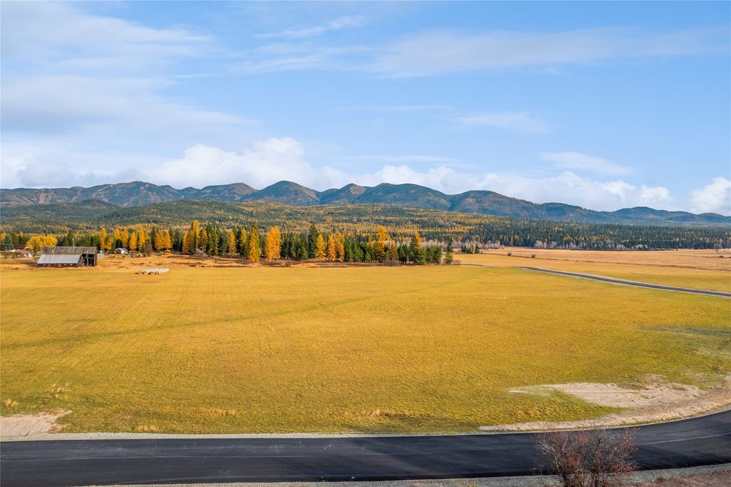 207 Wilhelm Way, Whitefish, MT 59937 photo 17