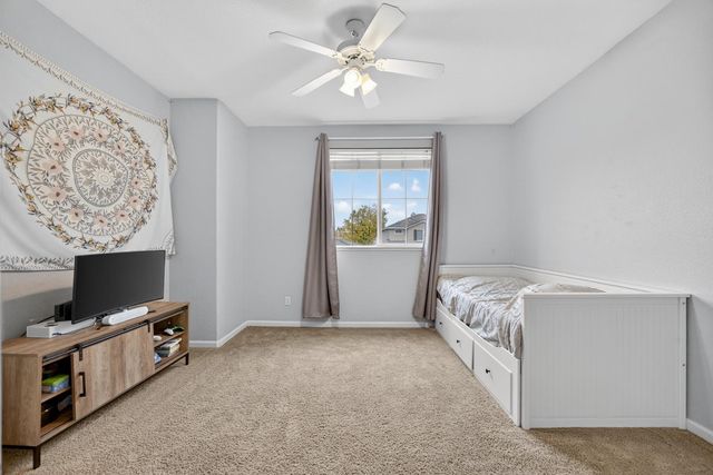 9740 Sage Thrasher Cir, Elk Grove, CA 95757