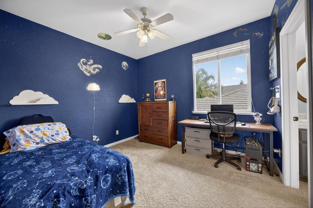 9740 Sage Thrasher Cir, Elk Grove, CA 95757