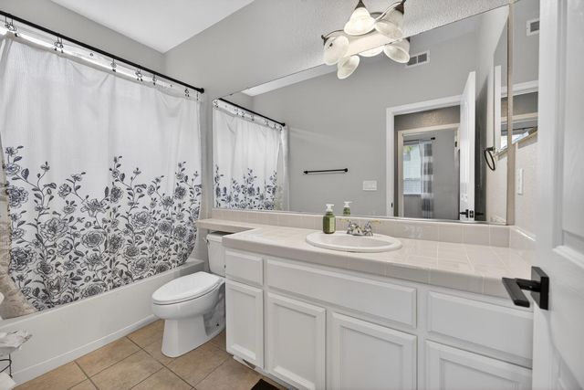 9740 Sage Thrasher Cir, Elk Grove, CA 95757