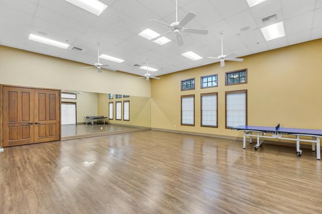 9740 Sage Thrasher Cir, Elk Grove, CA 95757