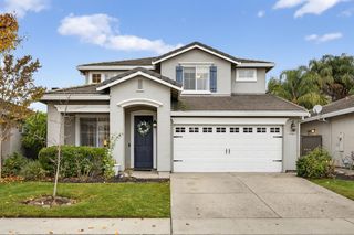 9740 Sage Thrasher Cir, Elk Grove, CA 95757