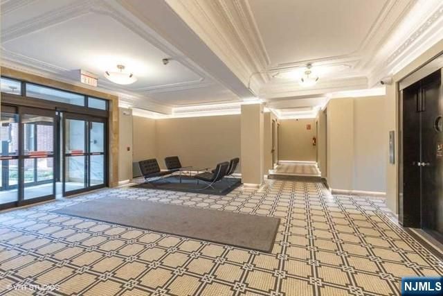 855 Broad Avenue 45, Ridgefield, NJ 07657
