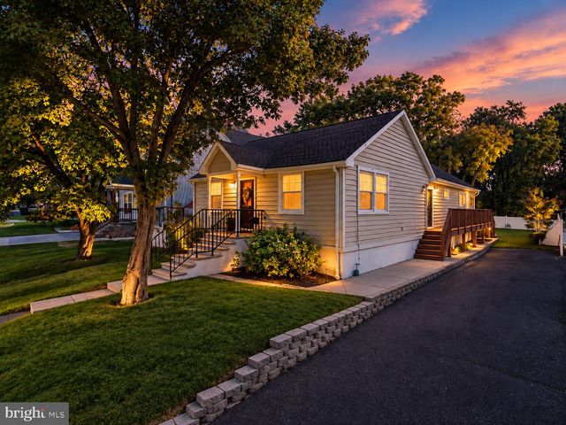 45 BETTS AVE, Lawrence Twp, NJ 08648