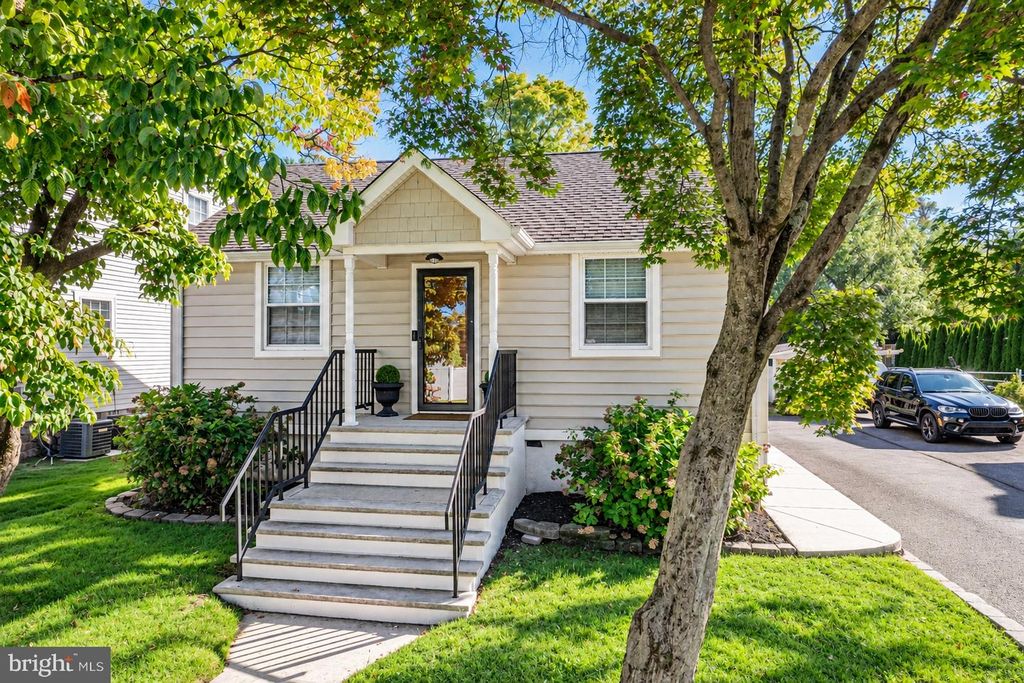 45 BETTS AVE, Lawrence Twp, NJ 08648