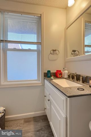 361 E ROSS ST, Lancaster, PA 17602