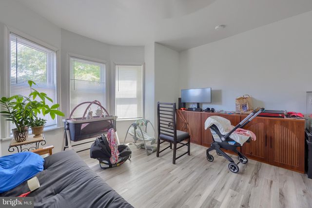 361 E ROSS ST, Lancaster, PA 17602
