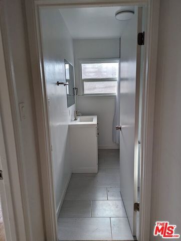 4239 S Centinela Avenue, Los Angeles, CA 90066