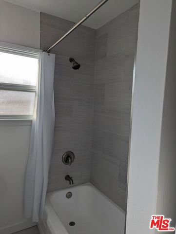 4239 S Centinela Avenue, Los Angeles, CA 90066