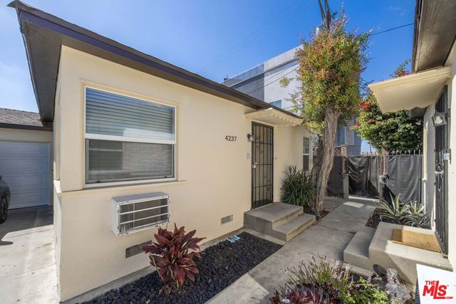 4239 S Centinela Avenue, Los Angeles, CA 90066