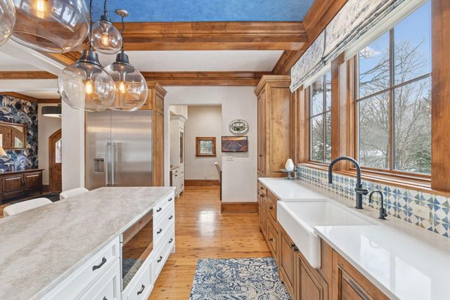 1300 Spruce Place, Orono, MN 55364