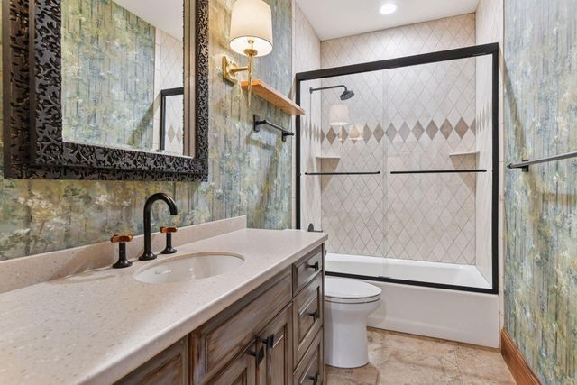 1300 Spruce Place, Orono, MN 55364