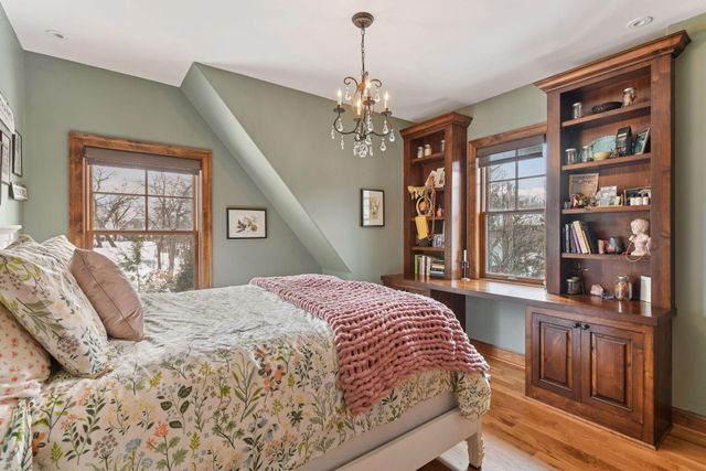 1300 Spruce Place, Orono, MN 55364