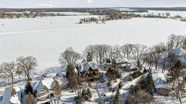 1300 Spruce Place, Orono, MN 55364