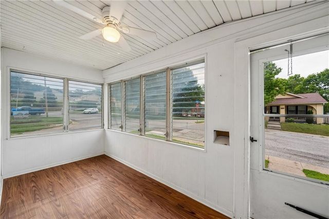 138 High Street, Liberty, MO 64068