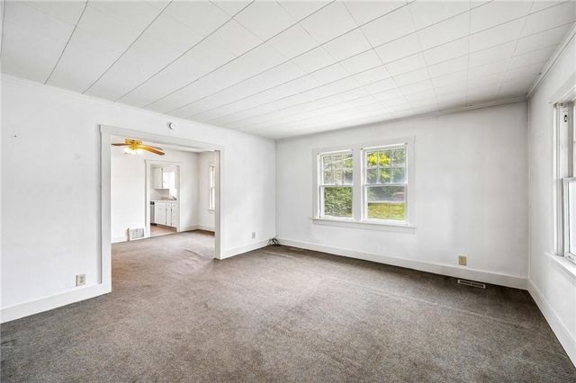 138 High Street, Liberty, MO 64068