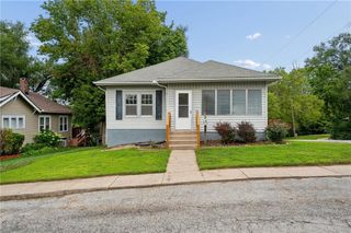 138 High Street, Liberty, MO 64068