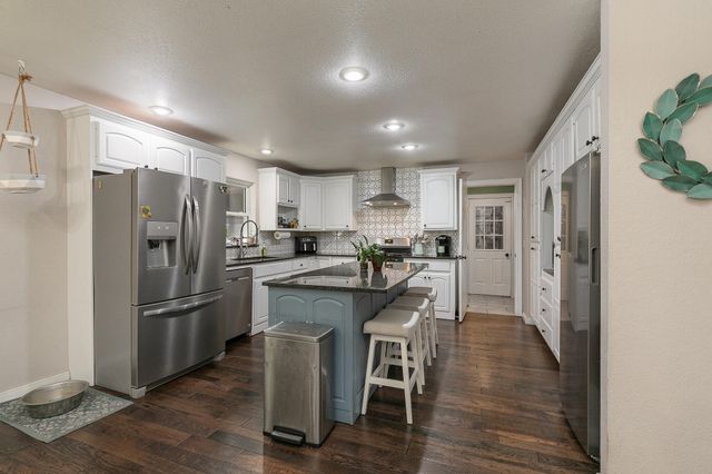 2441 State Highway Zz, Billings, MO 65610
