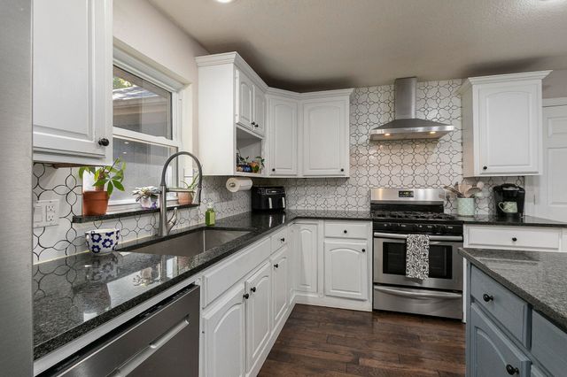 2441 State Highway Zz, Billings, MO 65610