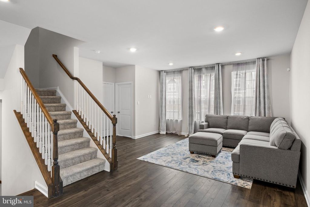 73 SISTERS FARMSTEAD RD, MT LAUREL, NJ 08054 — photo 5