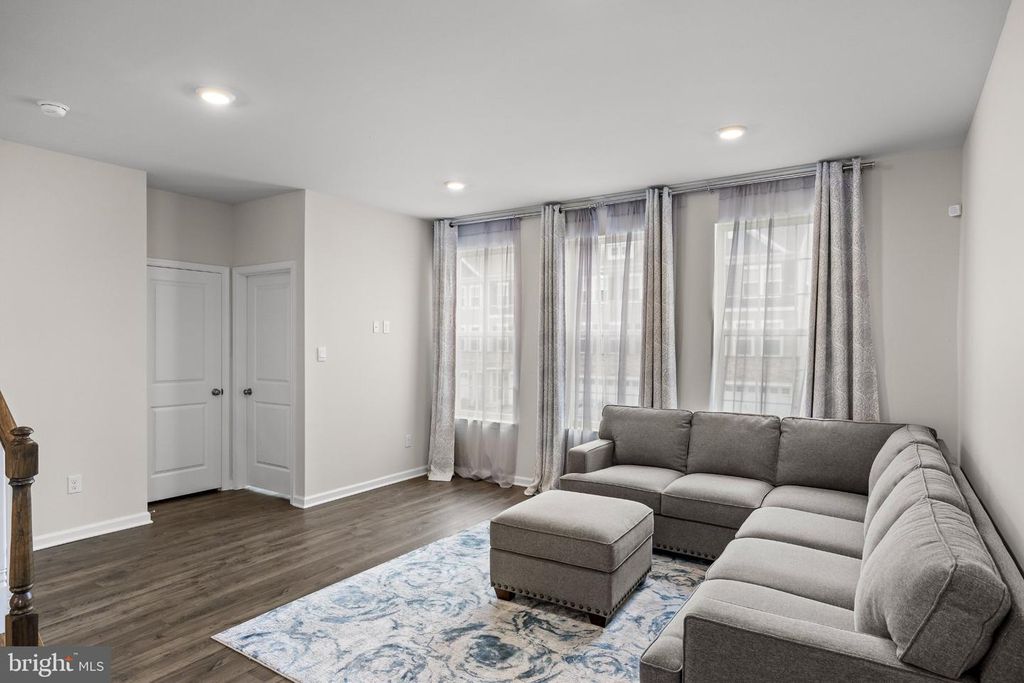 73 SISTERS FARMSTEAD RD, MT LAUREL, NJ 08054 — photo 4