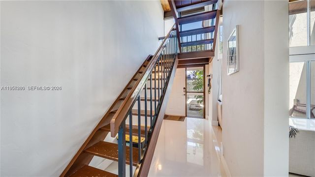 10462 SW 78th St, Miami, FL 33173