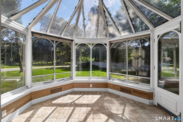 2 Rowland Road, Old Lyme, CT 06371