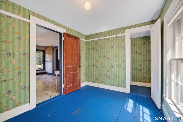 2 Rowland Road, Old Lyme, CT 06371